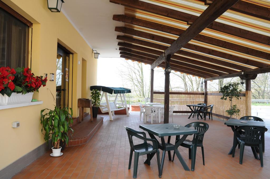 Locanda Al Cavaliere モリネッラ エクステリア 写真